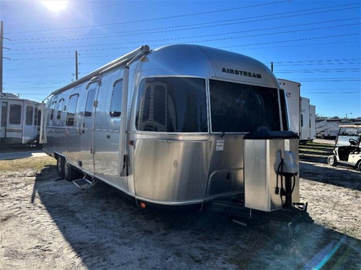 Thumbnail Photo undefined for 2018 Airstream Classic